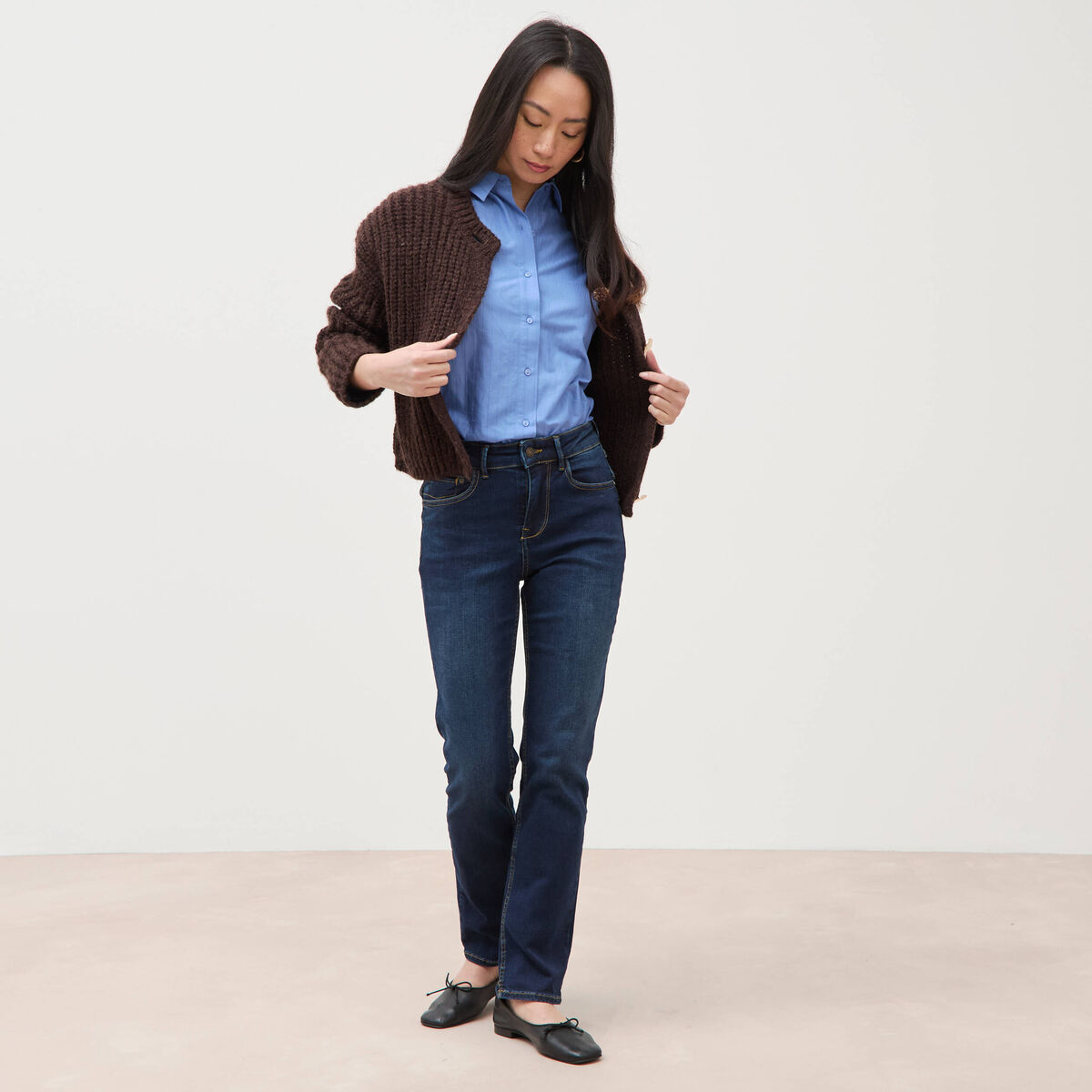 Jeans regular 7/8&egrave;me denim brut femme