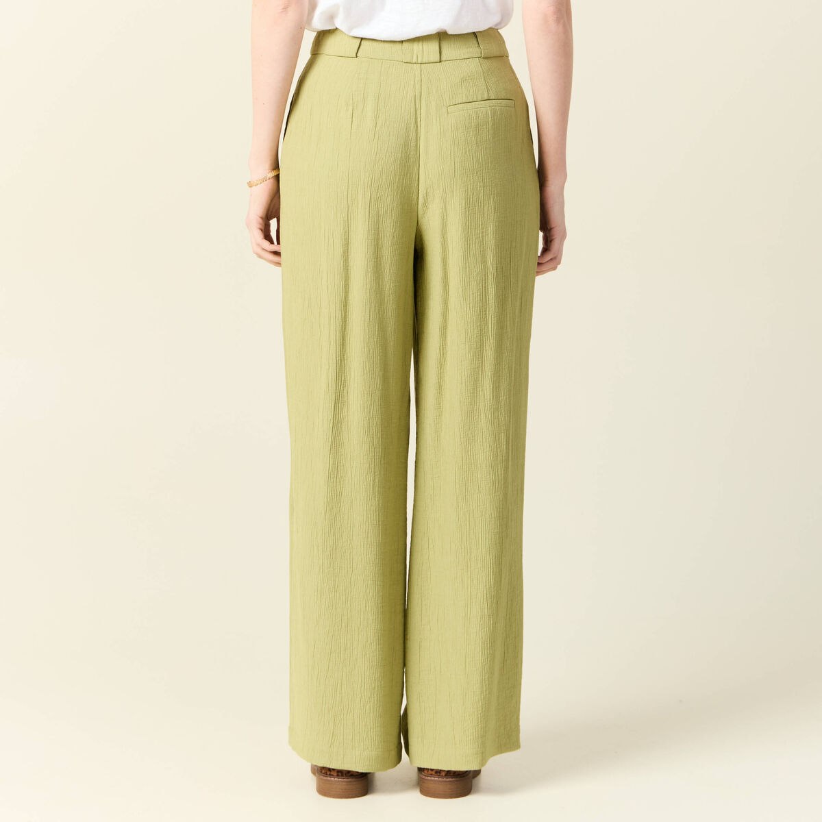 Pantalon large fluide vert olive femme
