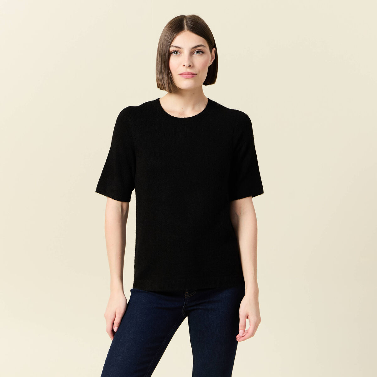 Pull manches courtes noir femme