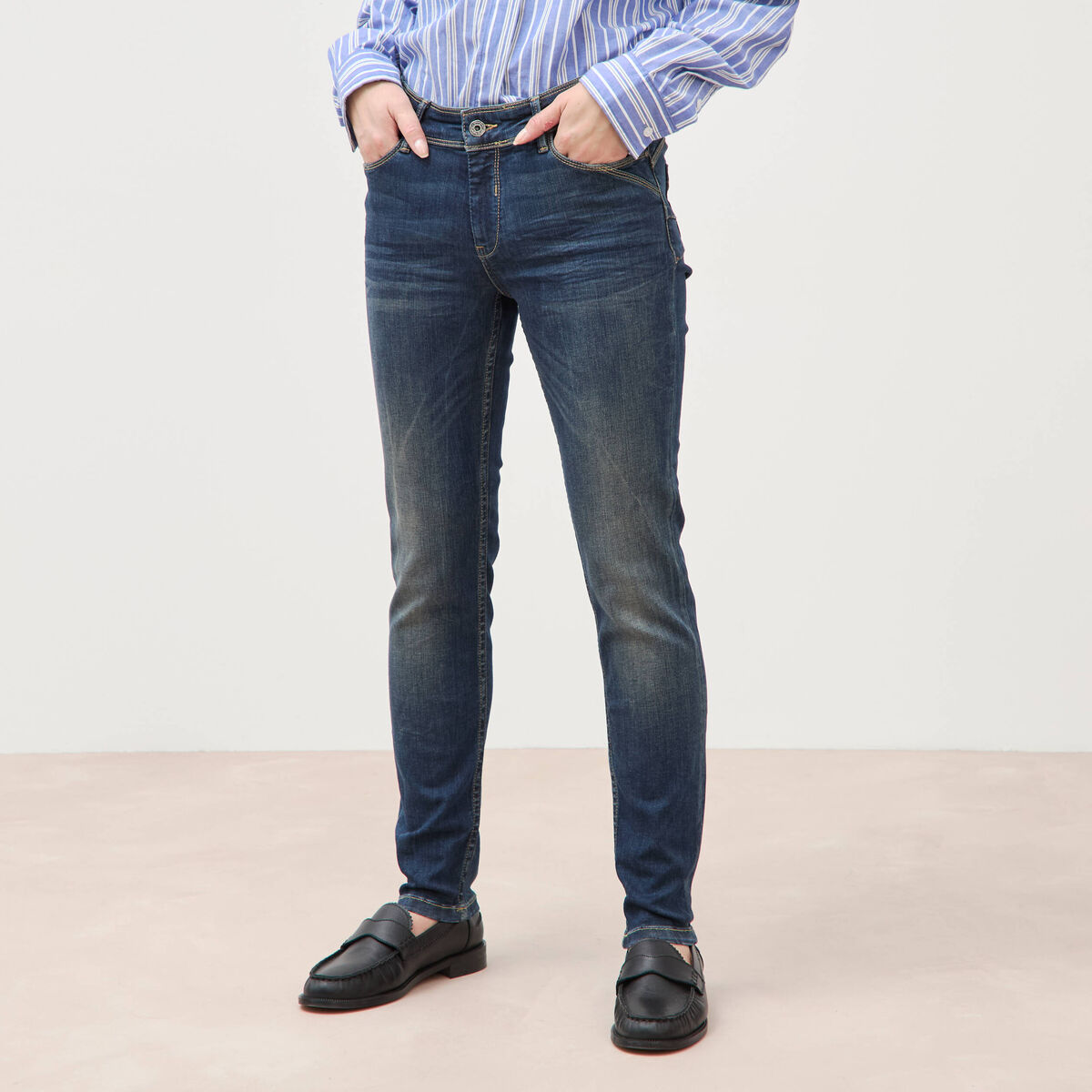 Jeans skinny push up 7/8&egrave;me denim brut femme