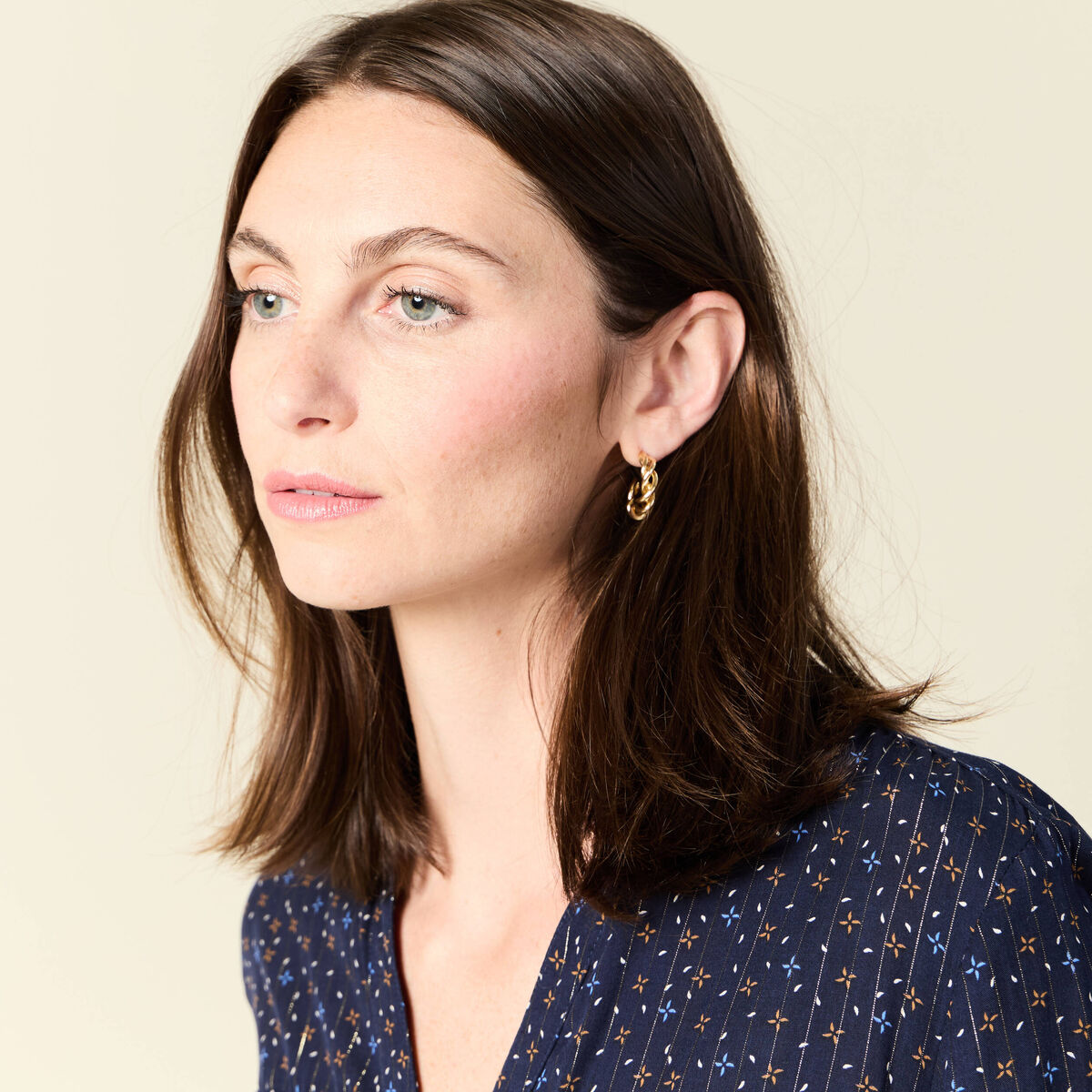 Boucles d'oreilles créoles couleur or femme