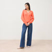 Pull droit col v manches longues rose corail femme