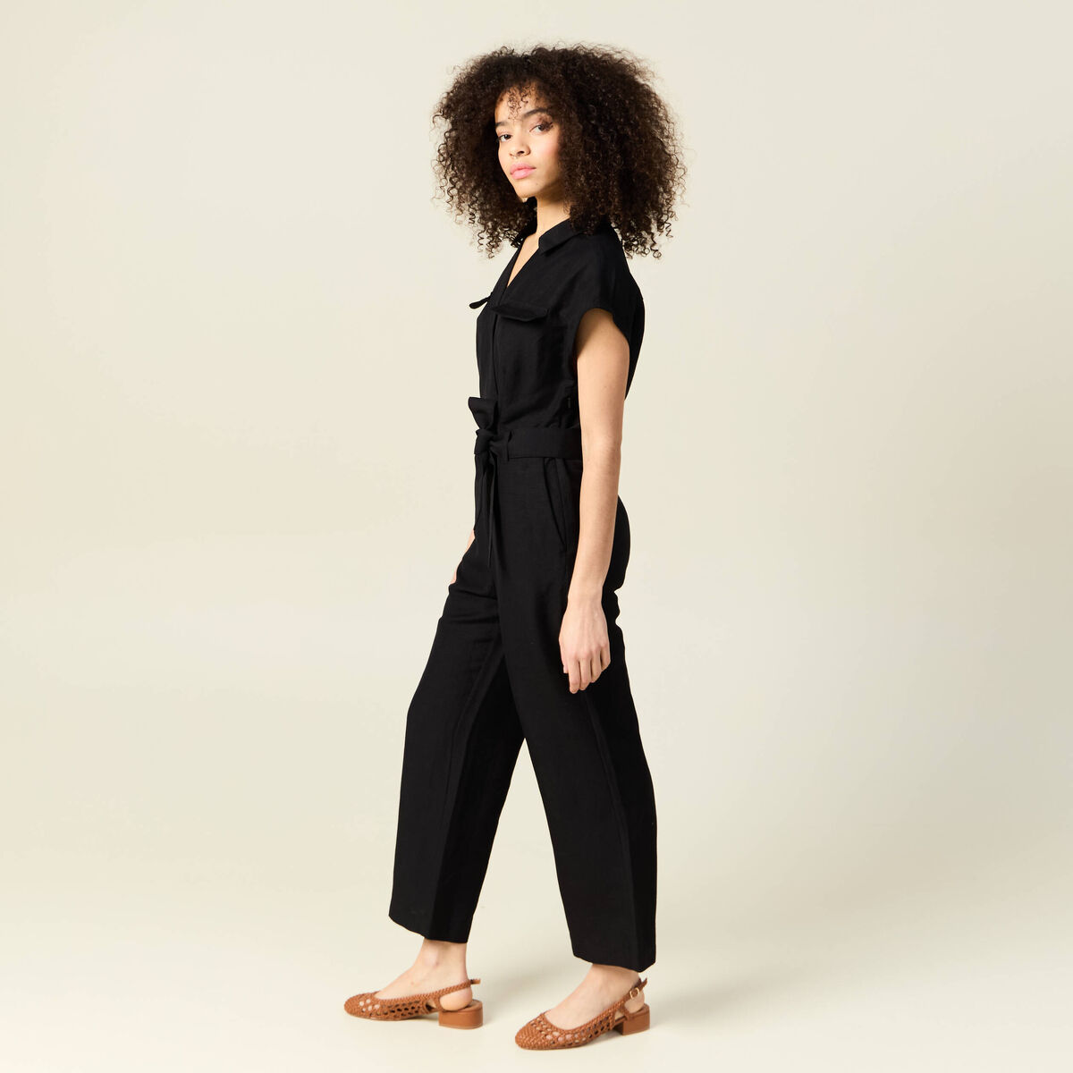 Combinaison pantalon ceinturée noir femme