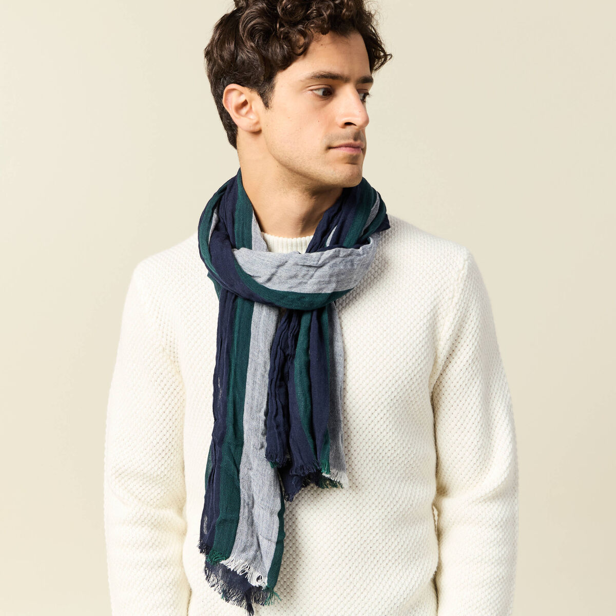 Foulard bleu marine homme