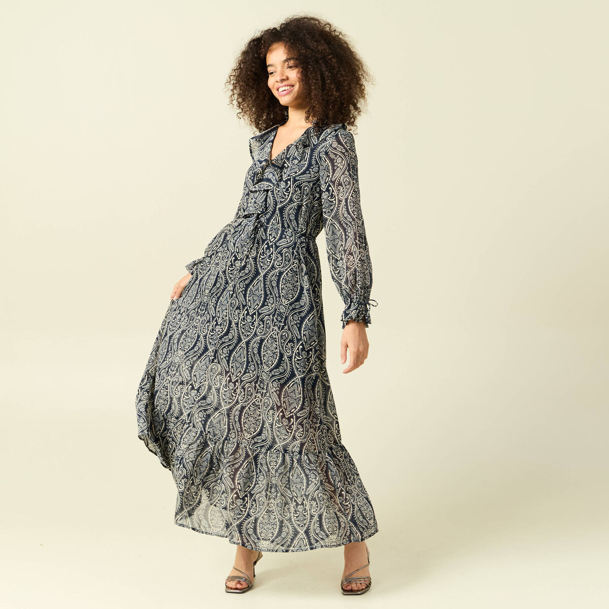 Robe longue &eacute;vas&eacute;e col v manches longues bleu marine femme