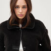 Manteau court oversize sherpa noir femme