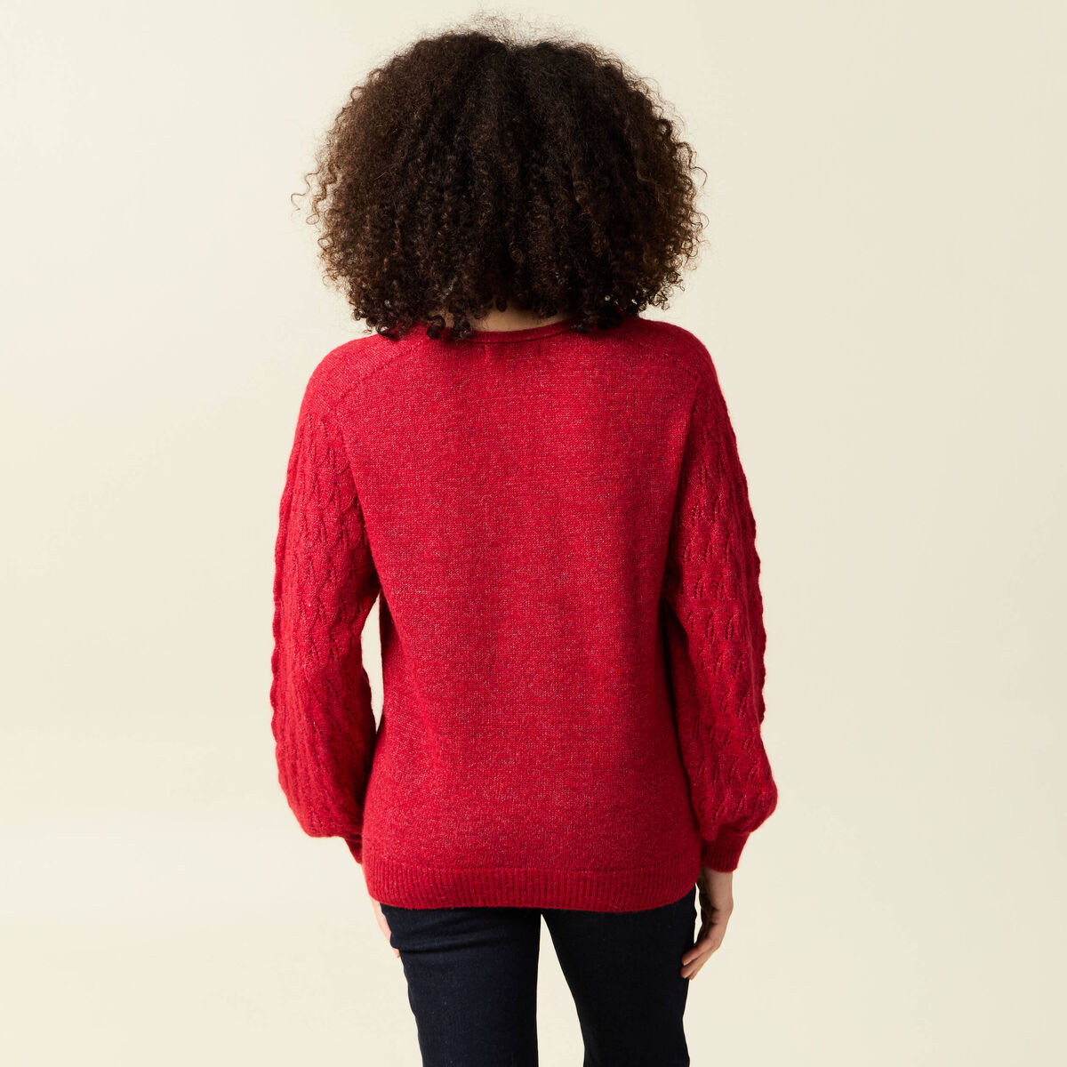 Pull ajouré col V manches longues rouge femme