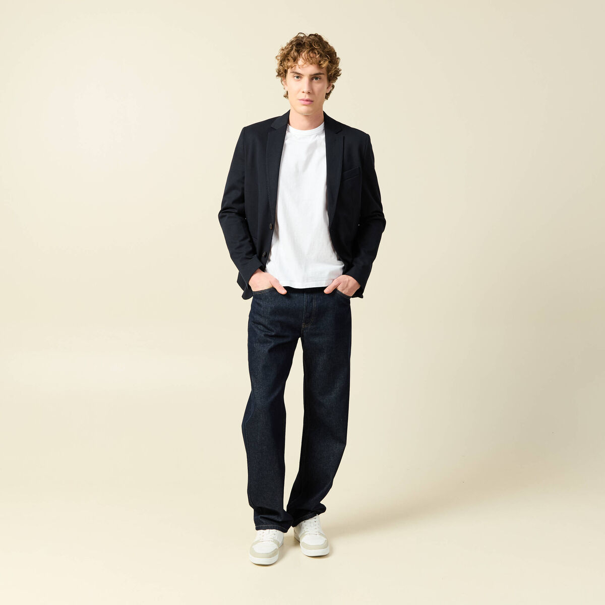 Veste blazer cintr&eacute;e bleu marine homme