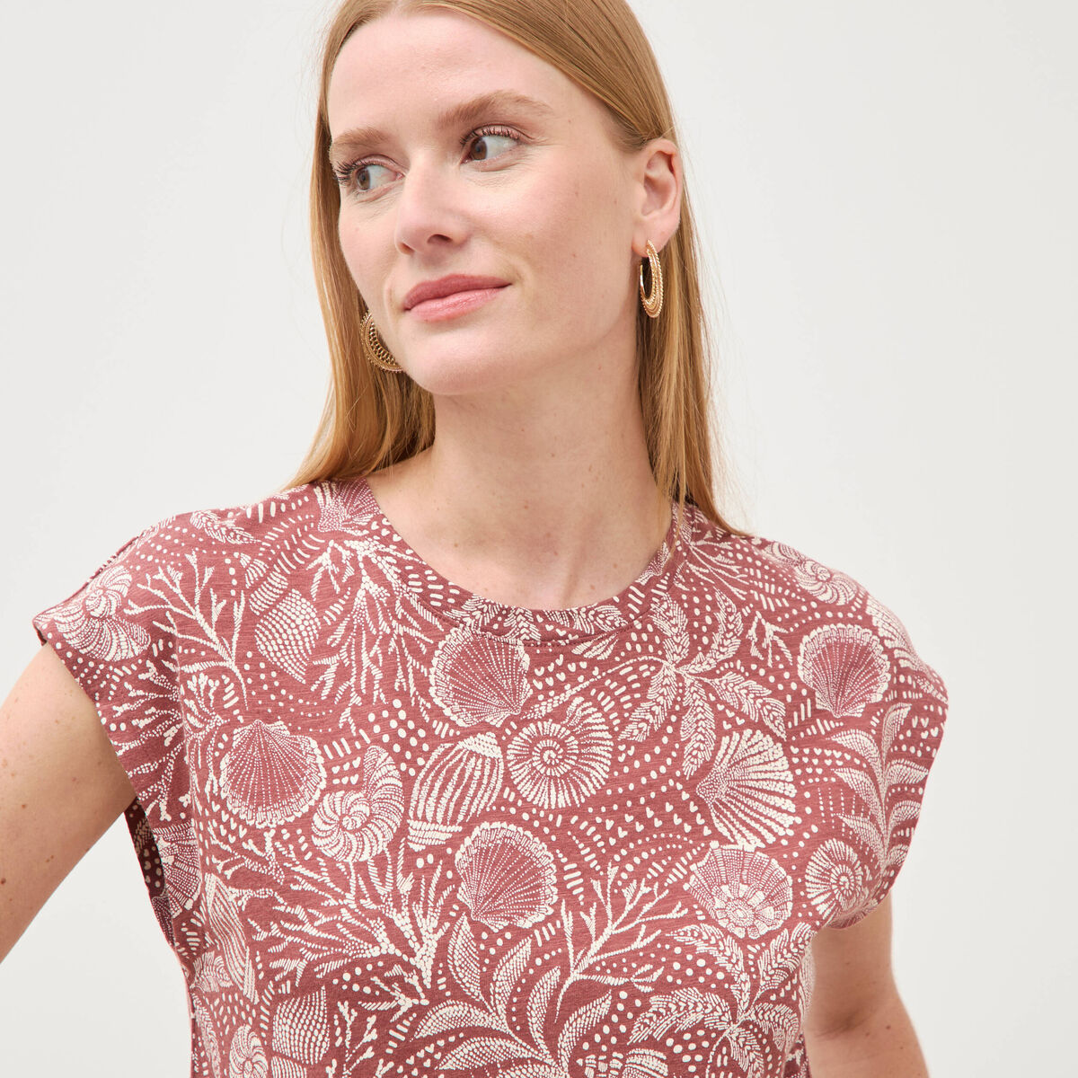 T-shirt sans manches col rond marron cognac femme