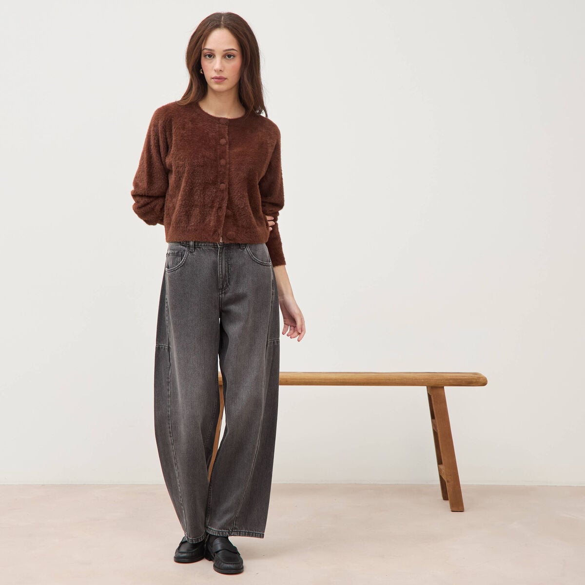 Gilet droit manches longues col rond marron femme