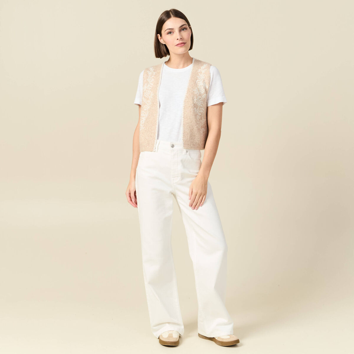 Gilet sans manches col v brod&eacute; creme femme