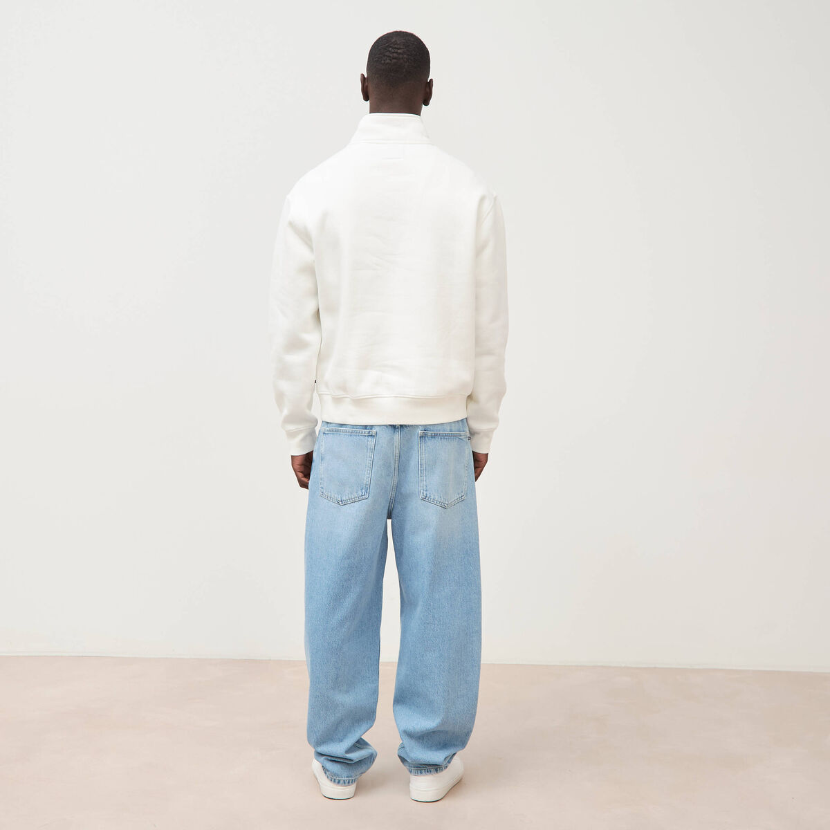 Sweat ample col montant manches longues ecru homme