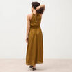 Robe satin&eacute;e col montant sans manches vert olive femme