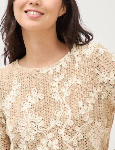 T-shirt brod&eacute; col rond manches 3/4 beige femme