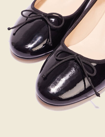 Ballerines vernies en cuir noir femme