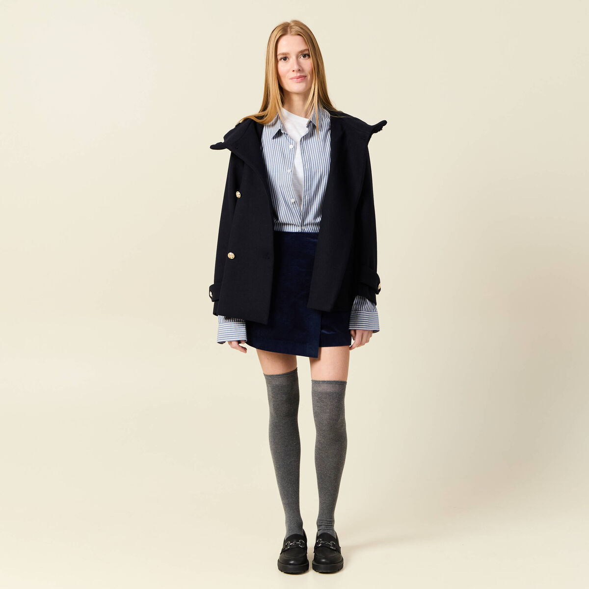 Caban oversize court &agrave; capuche bleu fonc&eacute; femme