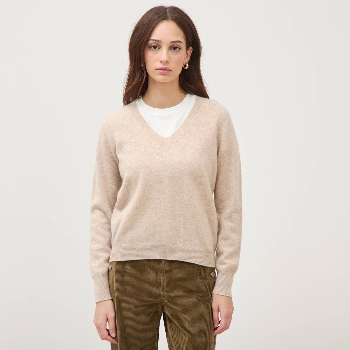 Pull droit col v manches longues creme femme