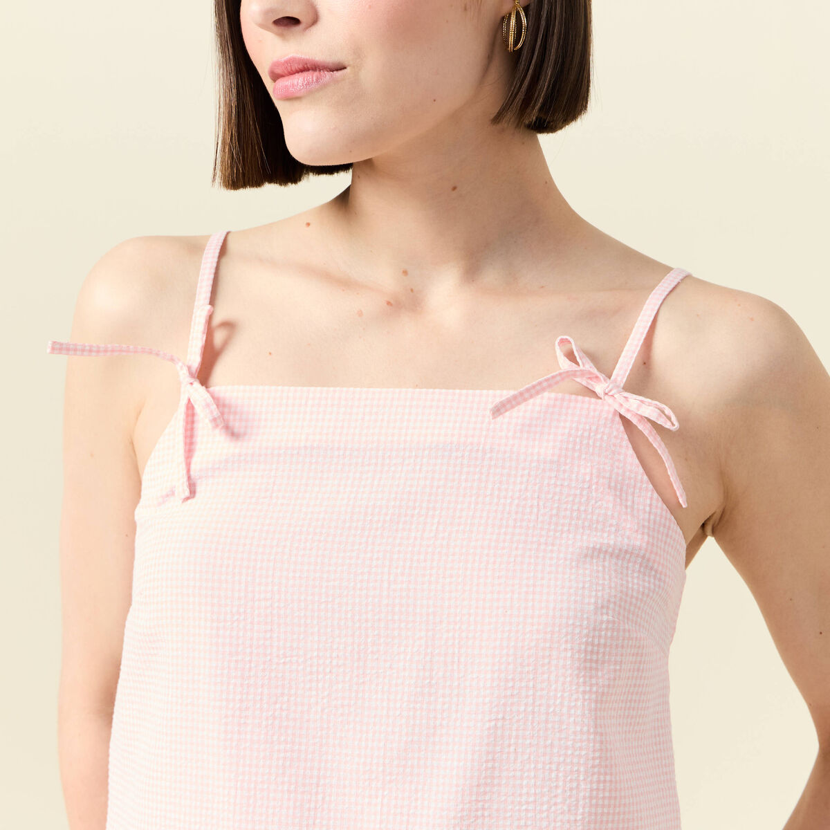 D&eacute;bardeur droit court col carr&eacute; rose clair femme