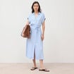 Robe longue &eacute;vas&eacute;e ceintur&eacute;e bleu clair femme
