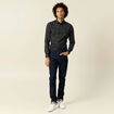 Chemise cintr&eacute;e en coton manches longues noir homme