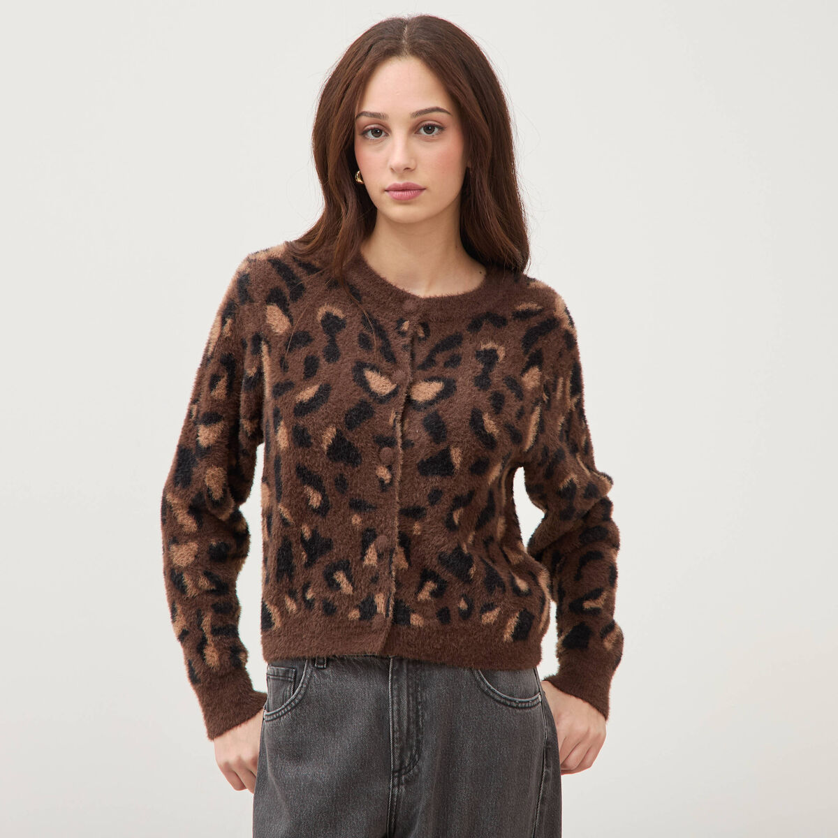 Gilet manches longues col rond marron fonc&eacute; femme