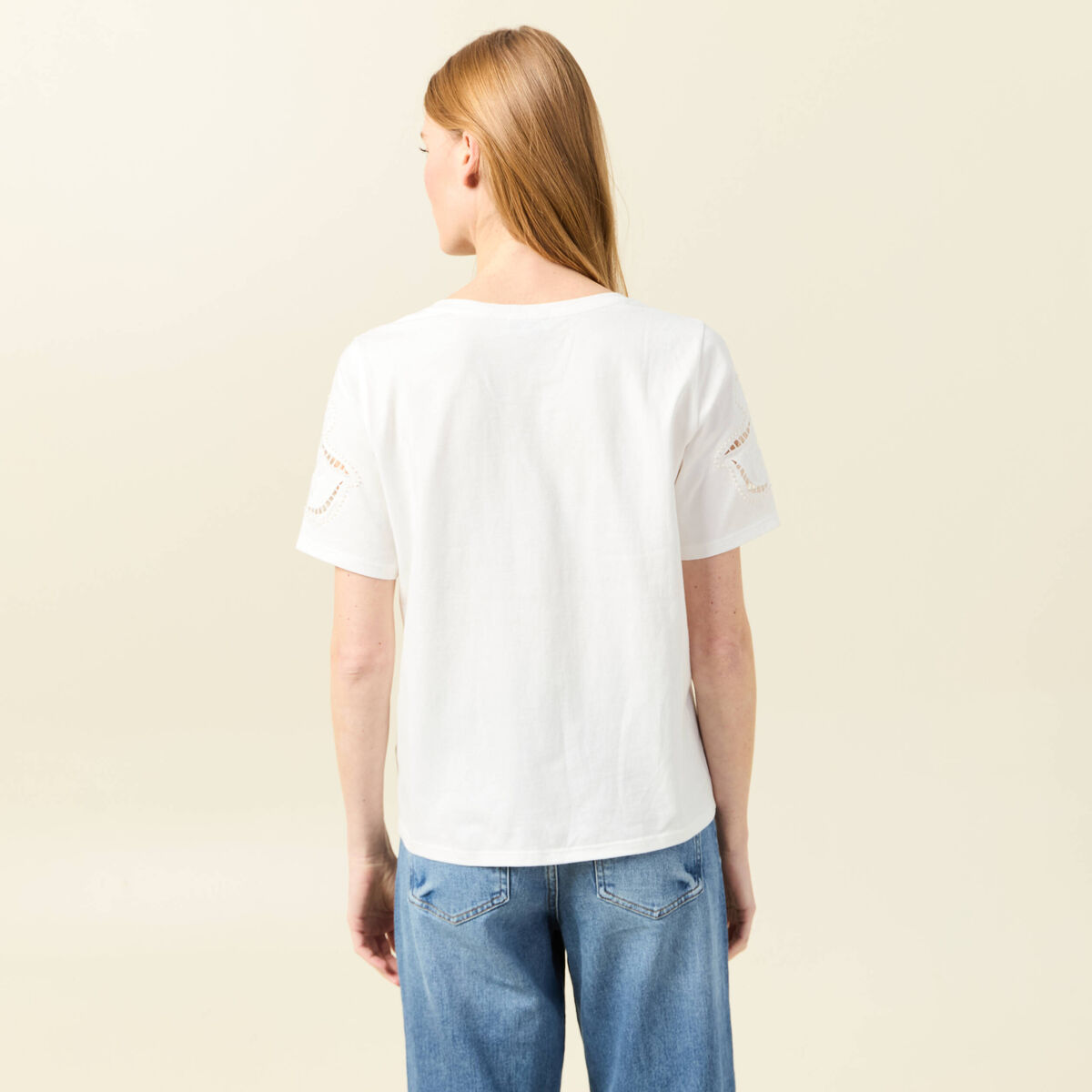 T-shirt manches courtes brodé ecru femme