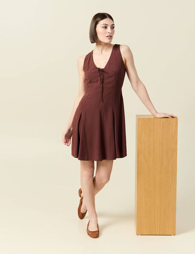 Robe sans manches col V marron femme