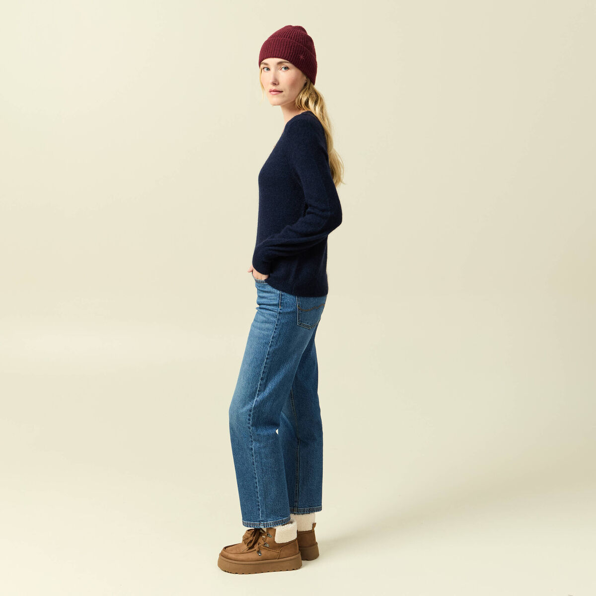 Pull col V manches longues bleu marine femme