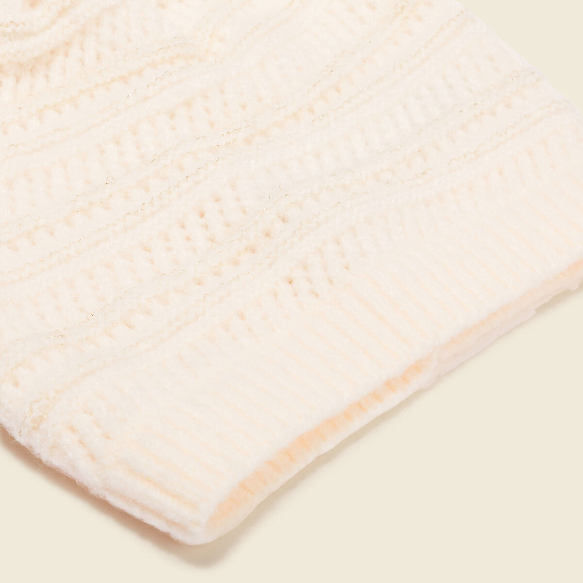 Bonnet &agrave; pompon ecru femme