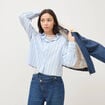 Chemise droite manches longues ray&eacute;e bleu clair femme