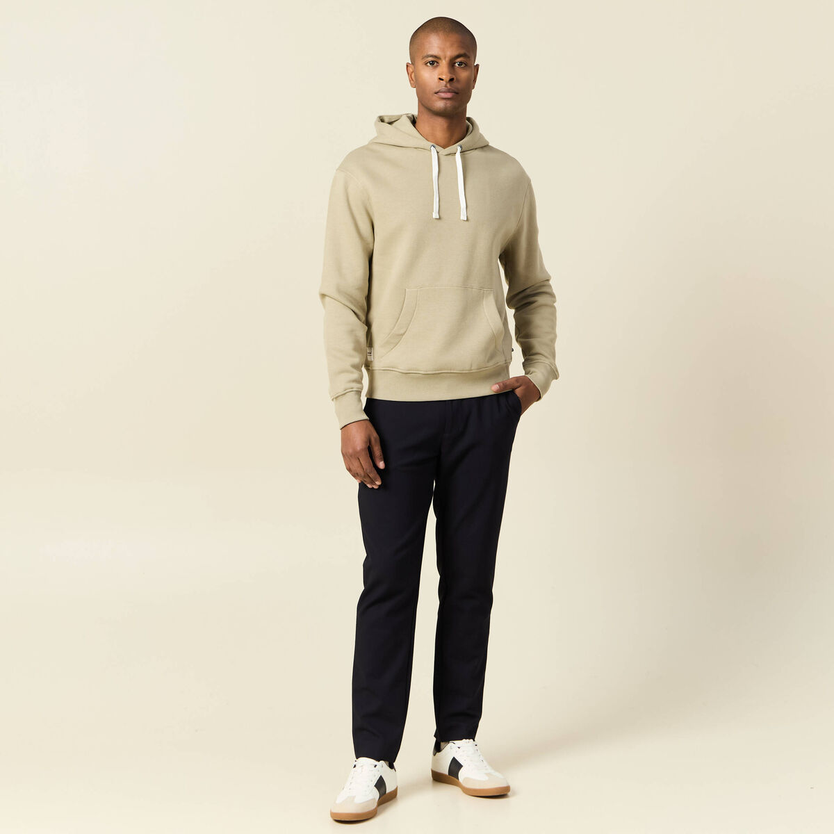 Sweat à capuche gris homme