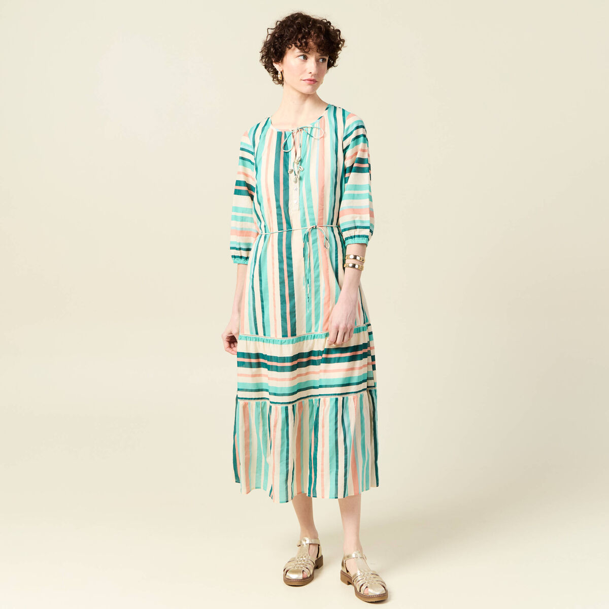 Robe longue évasée noeuds blanc femme