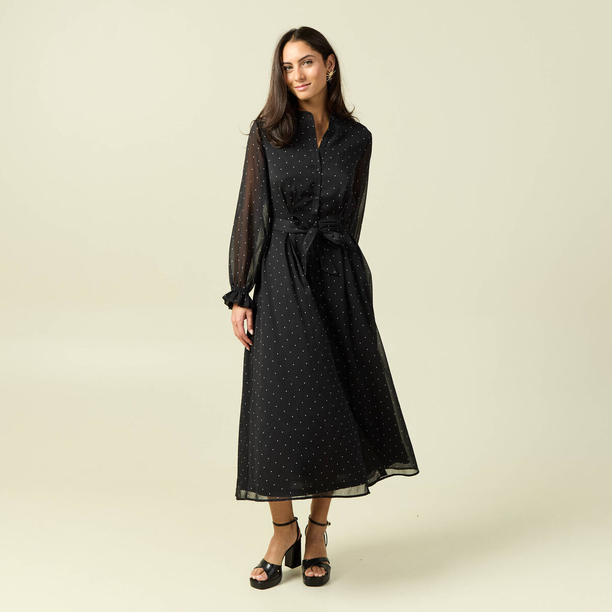Robe longue &eacute;vas&eacute;e col v manches longues noir femme