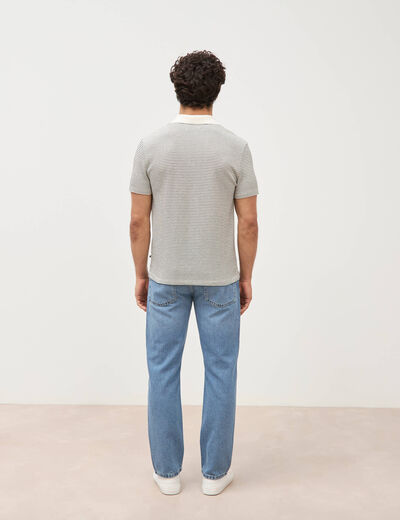 Polo cintr&eacute; manches courtes col cubain ecru homme