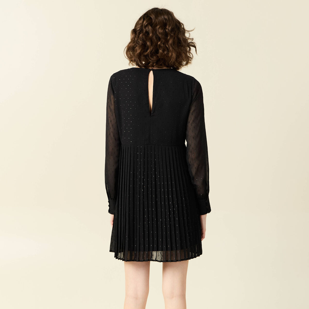 Robe évasée plissée noir femme