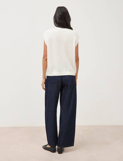 Pull droit court sans manches col rond ecru femme
