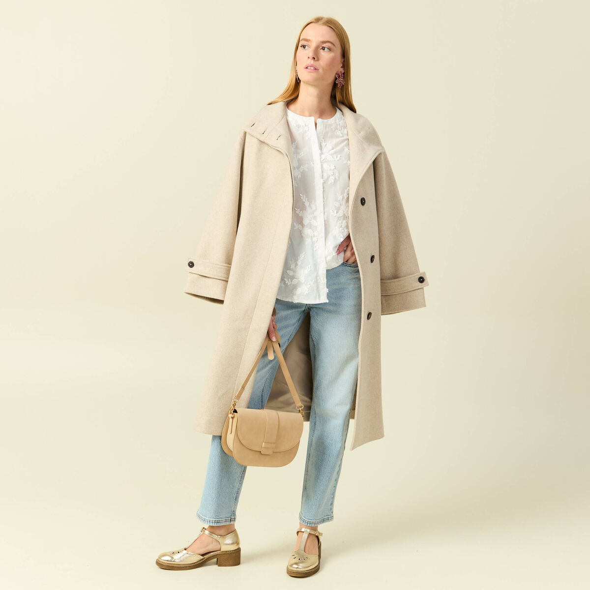 Chemise col rond manches longues brod&eacute;e ecru femme