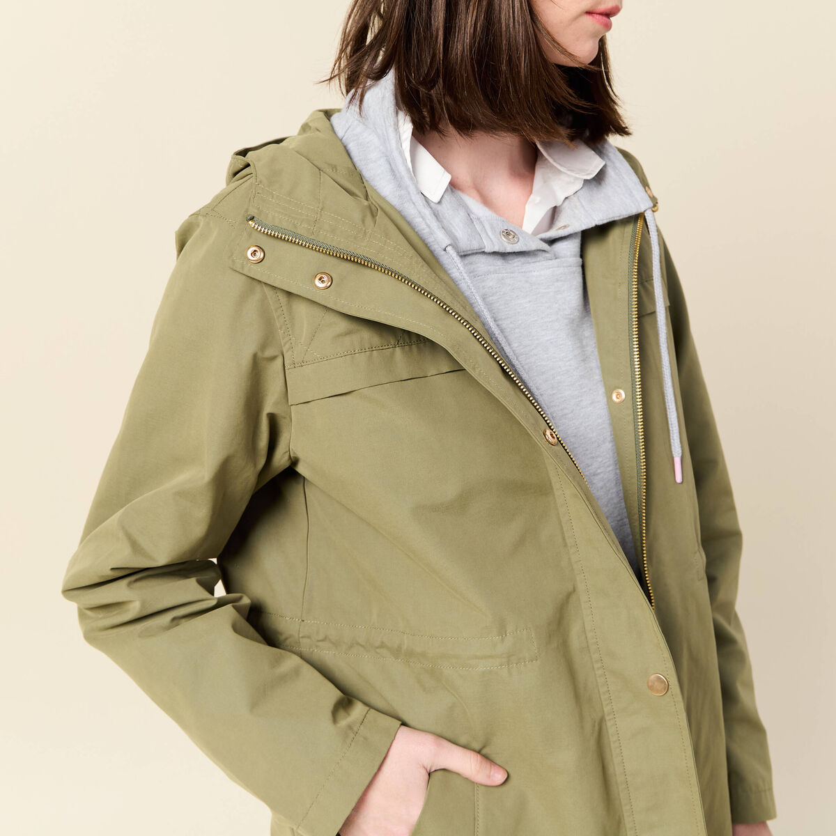 Parka longue à capuche vert kaki femme