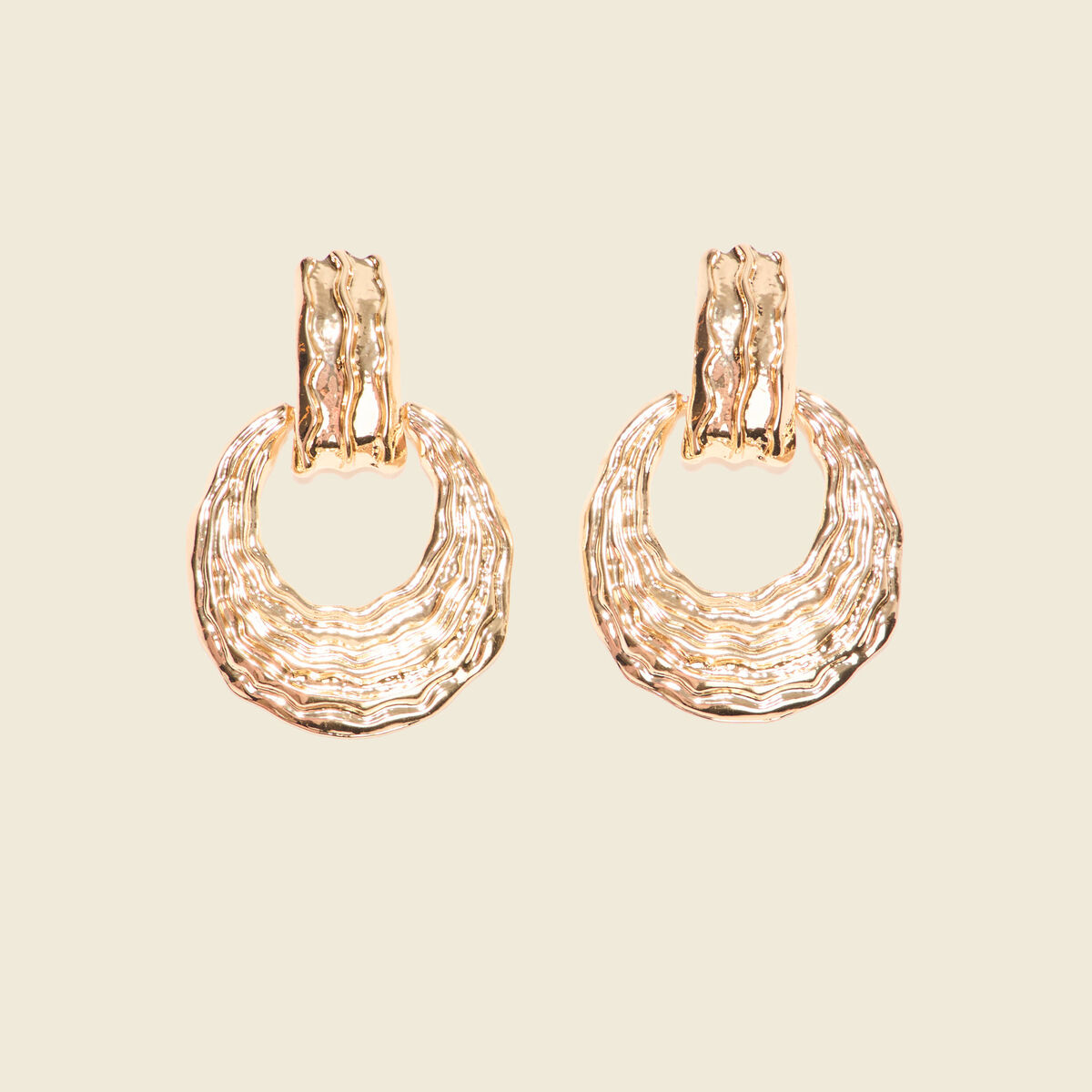 Boucles d'oreilles pendantes couleur or femme