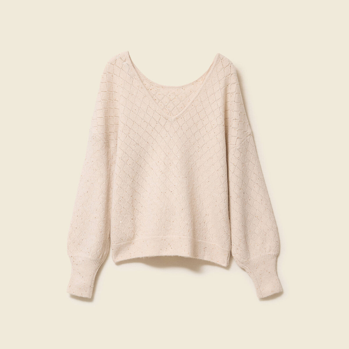 Pull ajour&eacute; col V manches longues creme femme