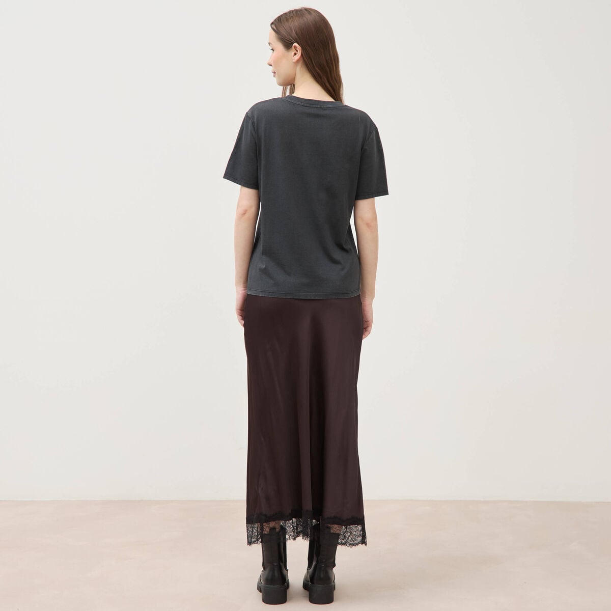 T-shirt droit col rond manches courtes noir femme