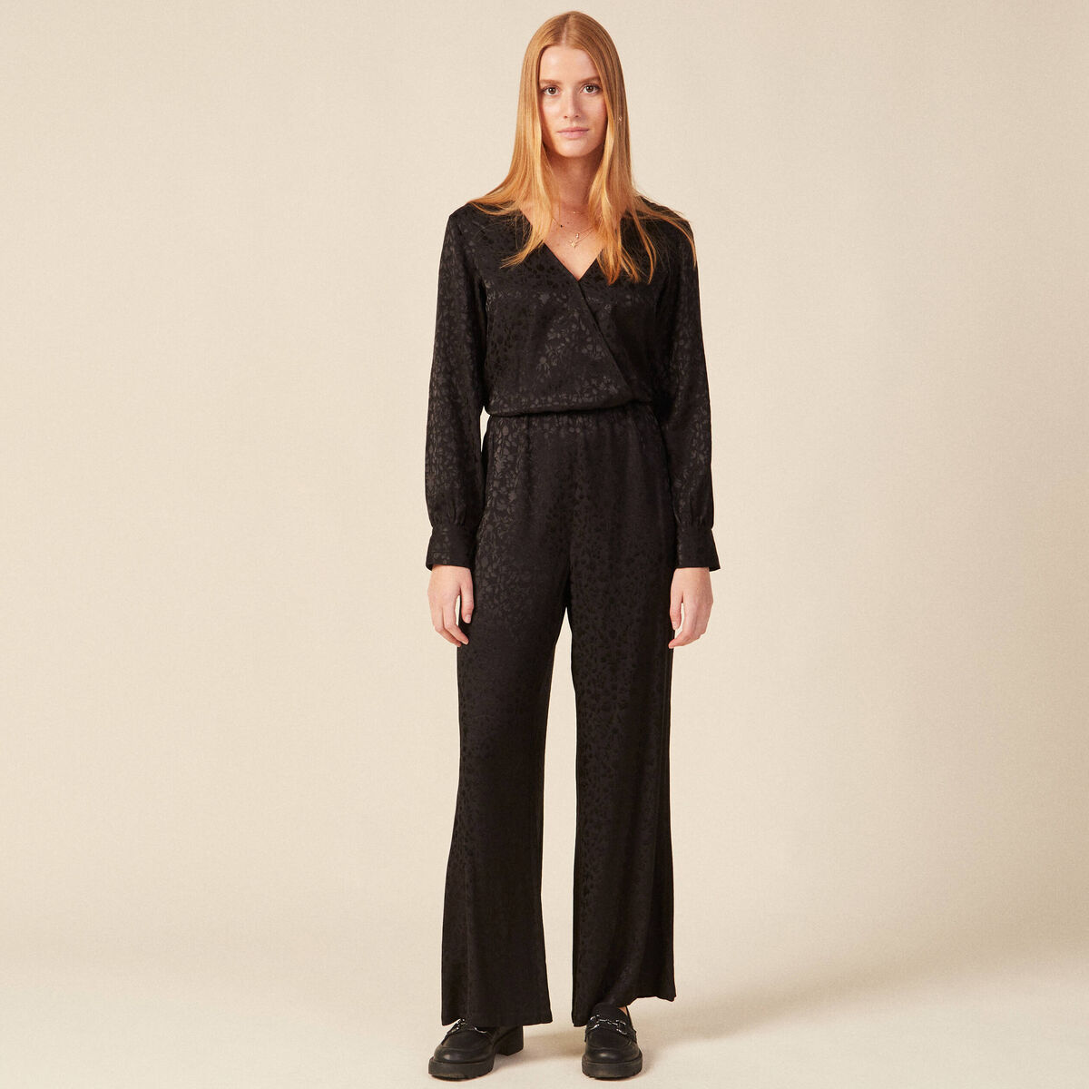 Combinaison pantalon satin noir femme