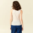 D&eacute;bardeur cintr&eacute; d&eacute;collet&eacute; sans manches beige femme