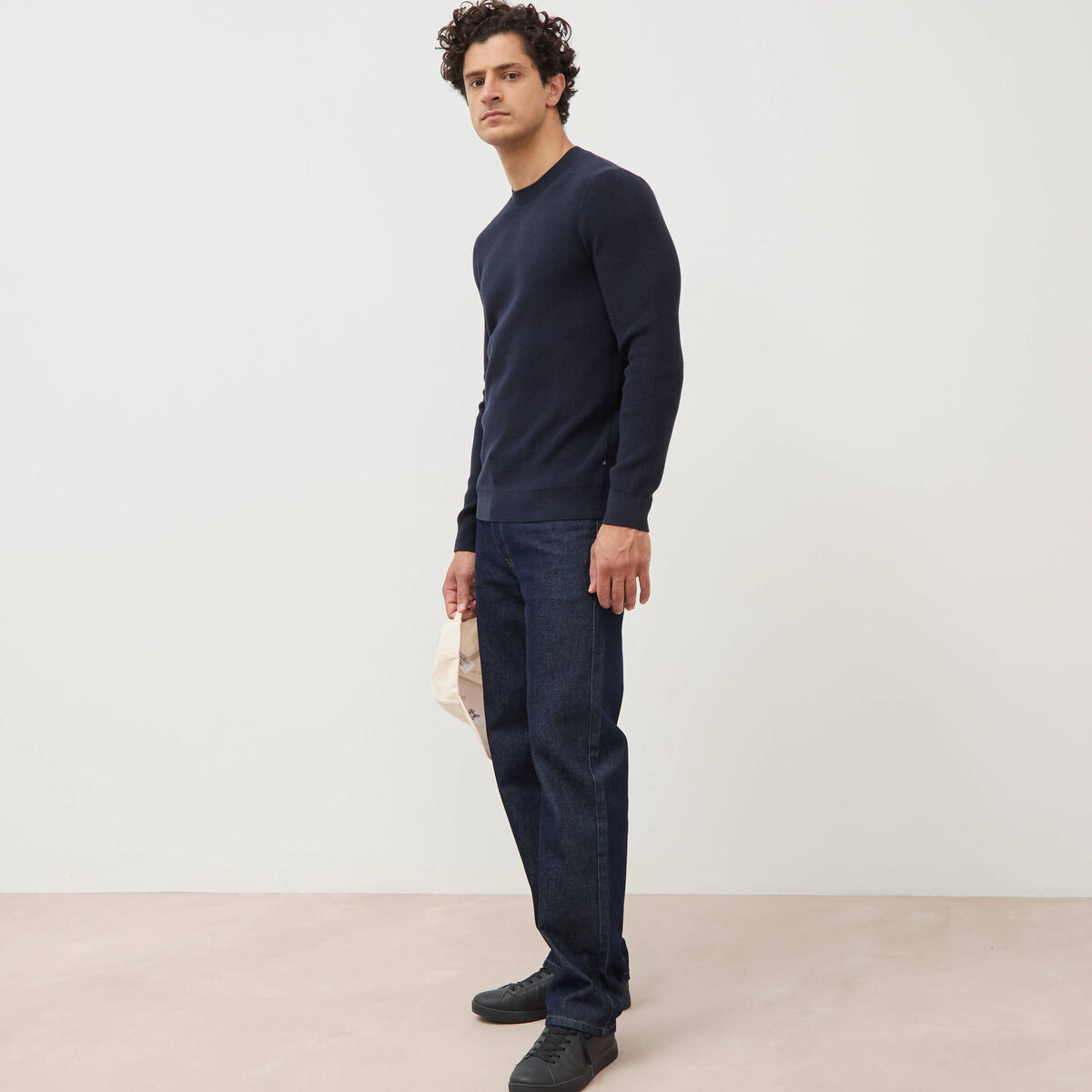 Pull manches longues col rond bleu marine homme