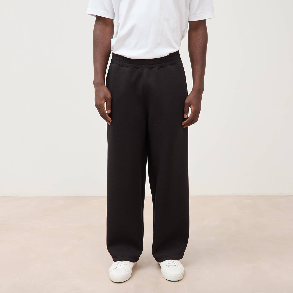 Pantalon coupe loose noir homme