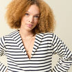 T-shirt col V manches longues ecru femme