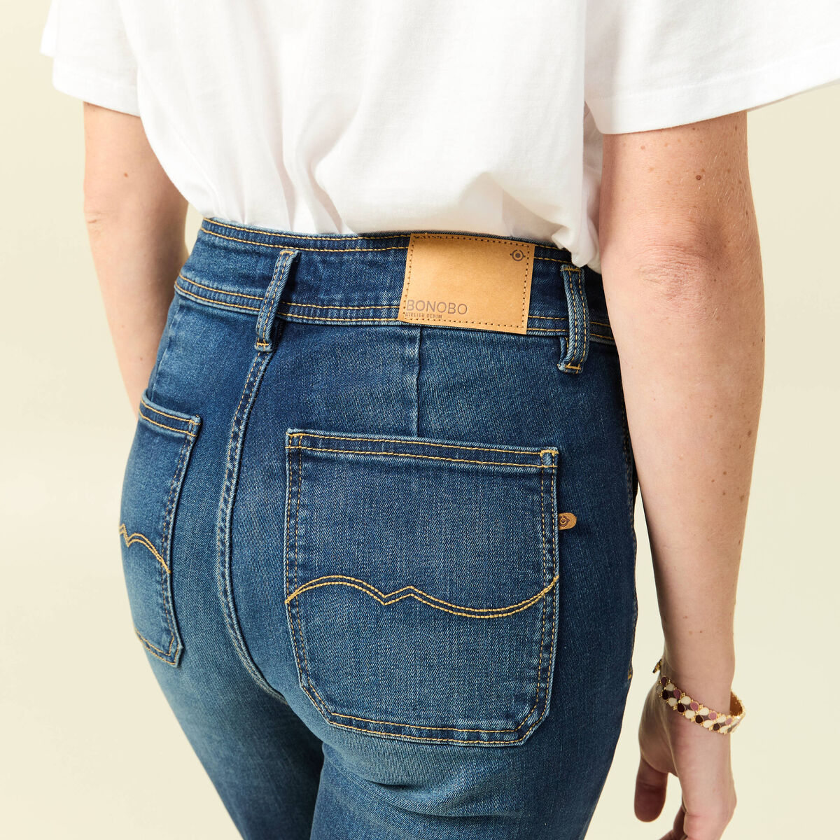 Jeans bootcut cropped taille haute denim brut femme