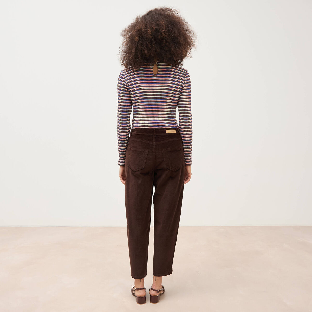 Body ray&eacute; col montant manches longues marron femme