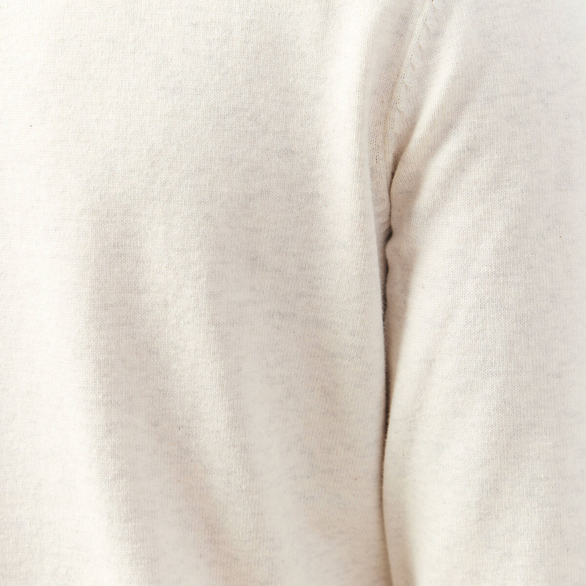 Pull droit court manches longues ecru homme