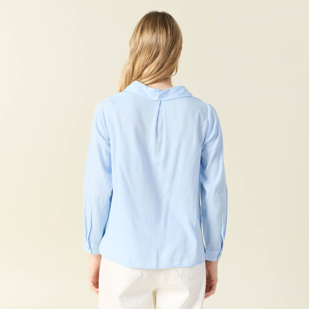 Chemise manches longues nouée bleu ciel femme